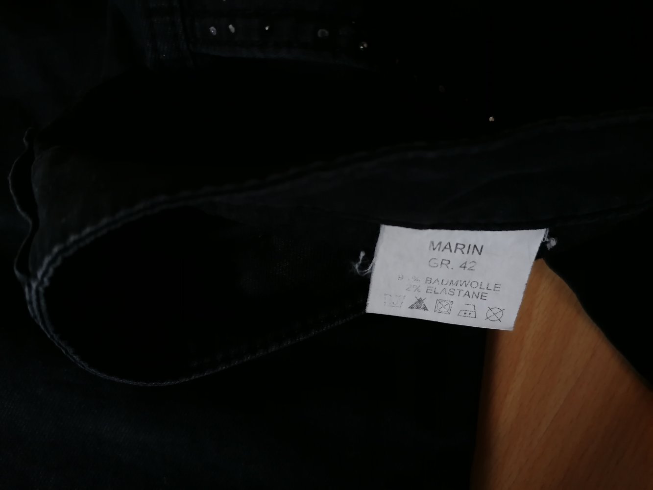 Schwarze Hose Jeans Karstadt Glitzer Gr. 42