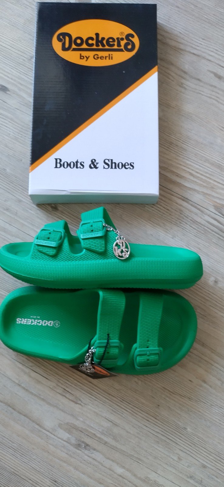 Dockers by Gerli Pantoletten grün Gr. 40. NP 40 Euro
