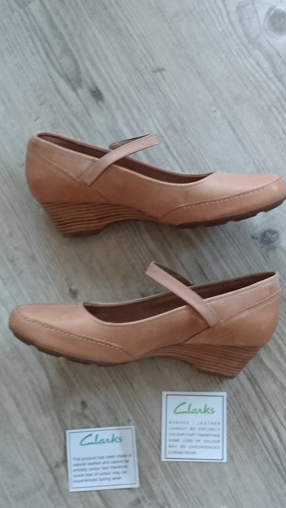 NEU! Clarks Damen Harmonious May Janes Slipper , Größe 41