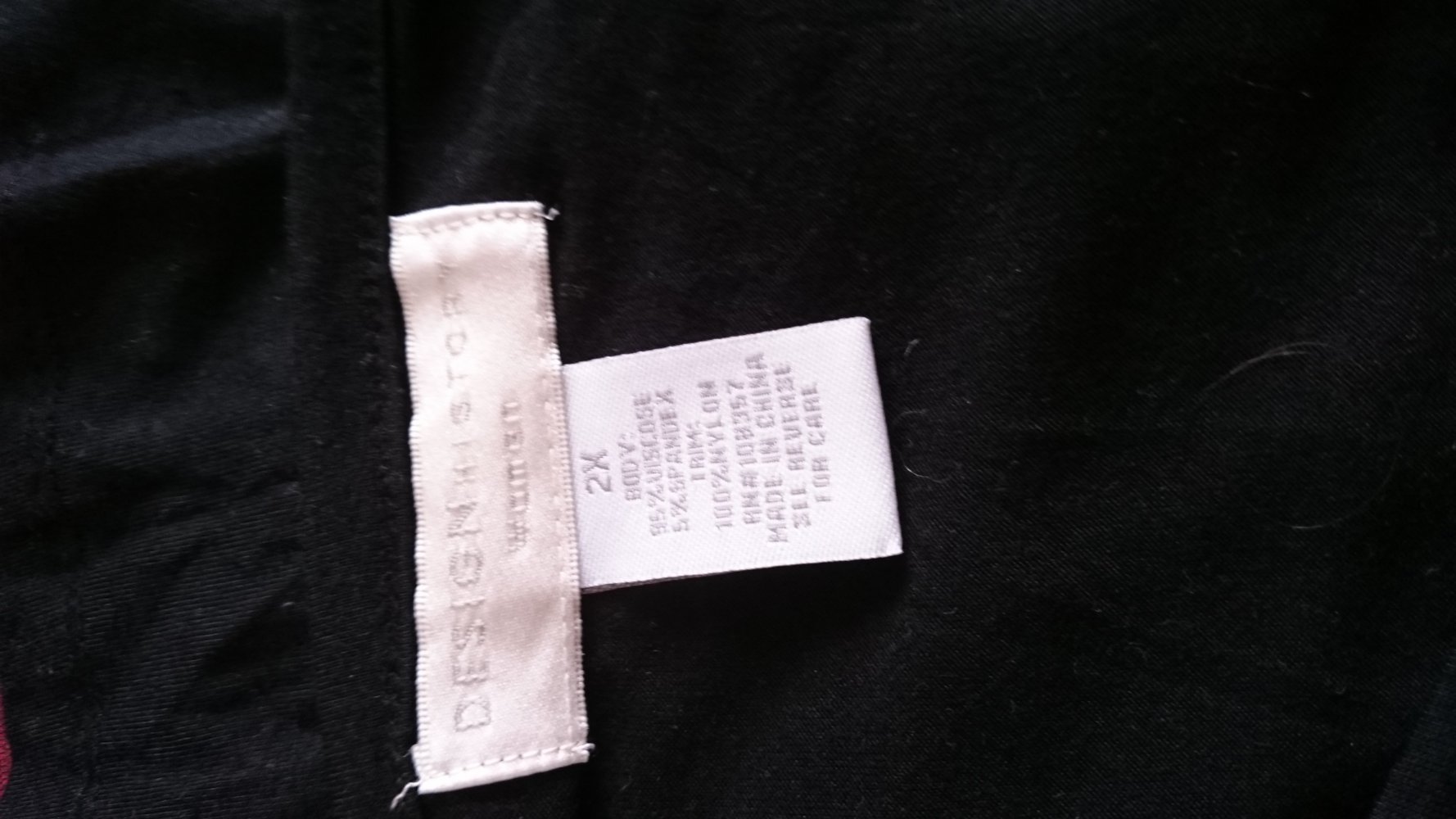 Wunderschönes Shrit mit Tüll, Größe XXL