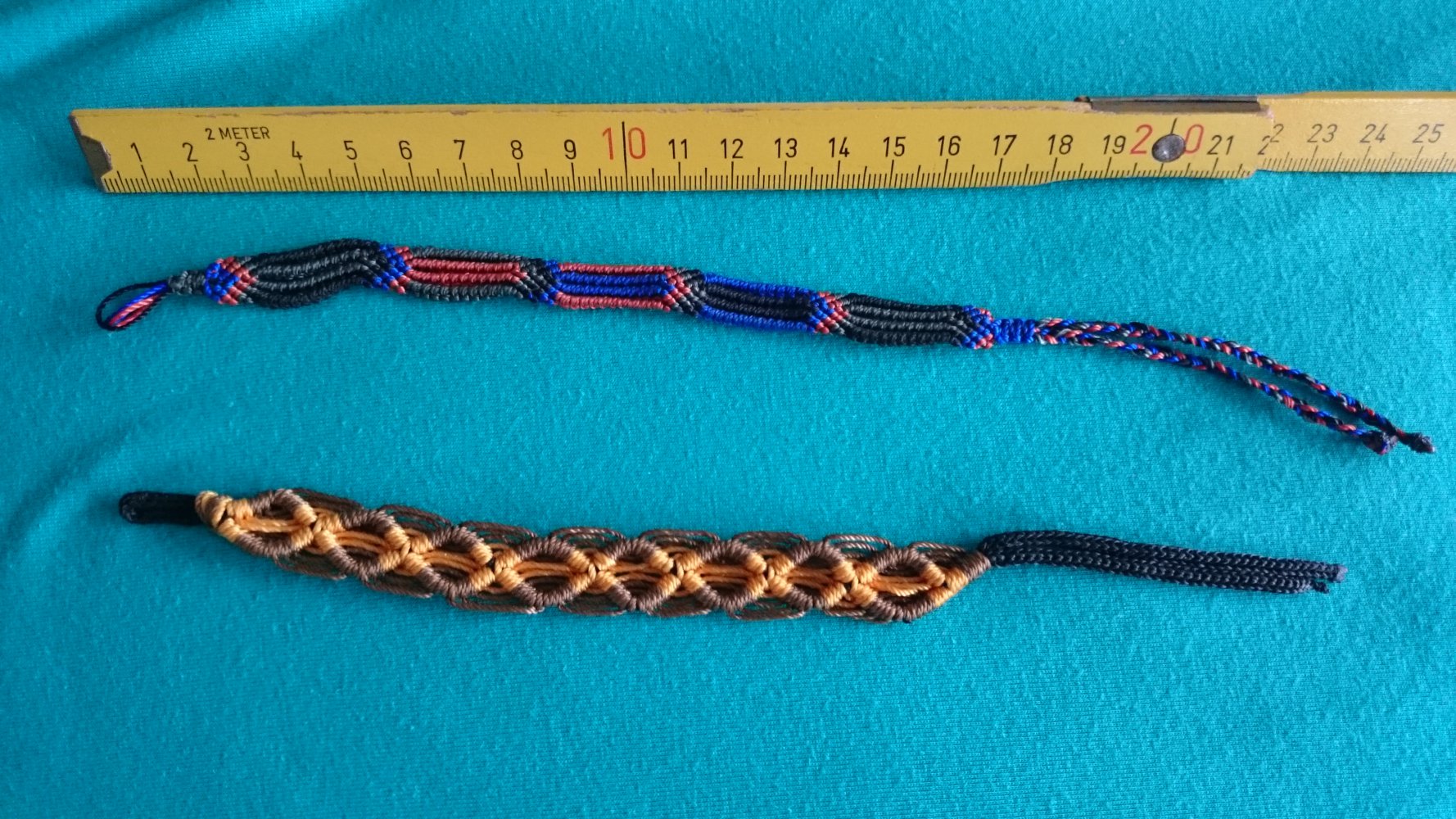 2 Baumwollarmbänder, zum Knoten