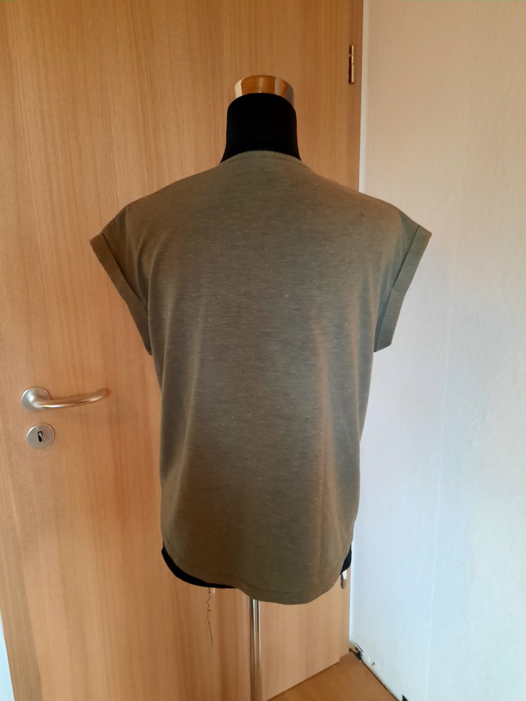 Shirt mit Pailettenkragen