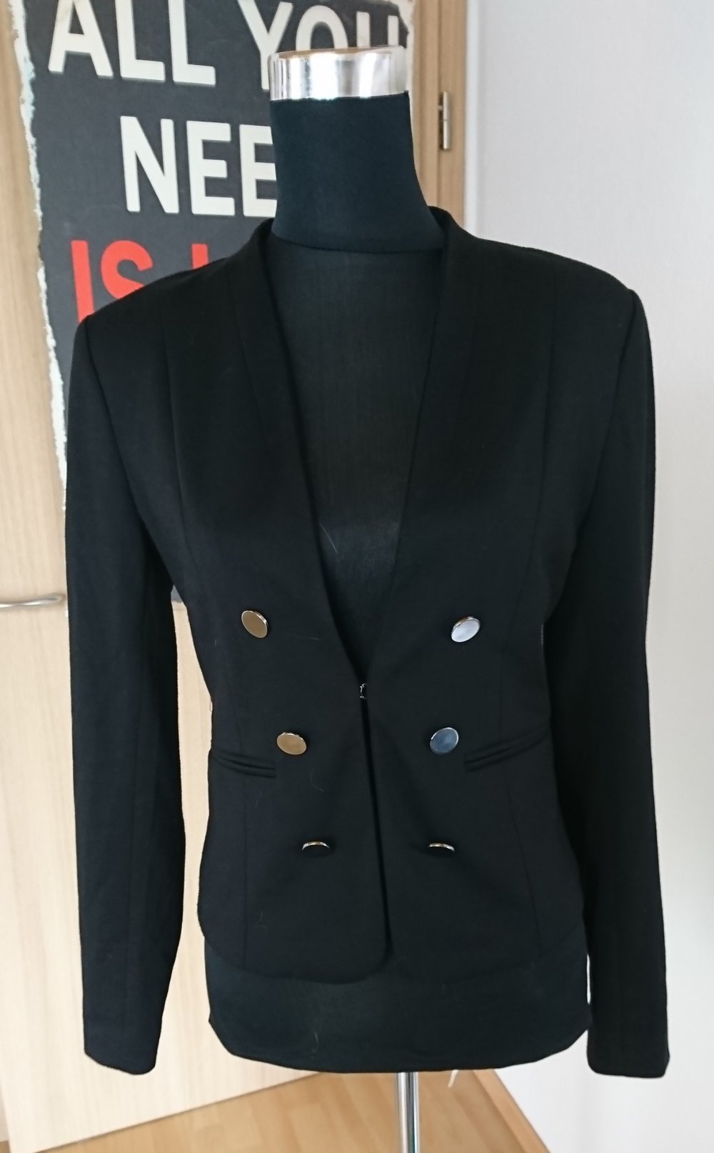 Schwarzer Blazer
