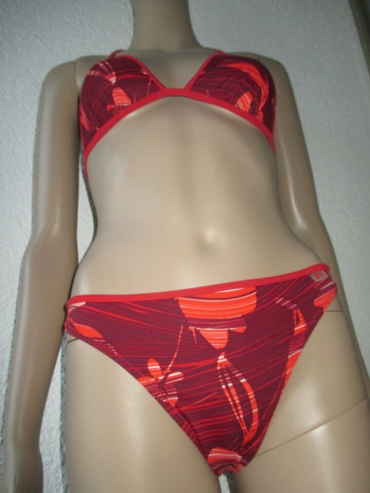   NEU * Blumen * Blüten * Flower- Power * Neckholder * Triangel * Bikini ''etirel'' Gr. 34- 36/ XS- S * 70B * rot und lachs- orange *
