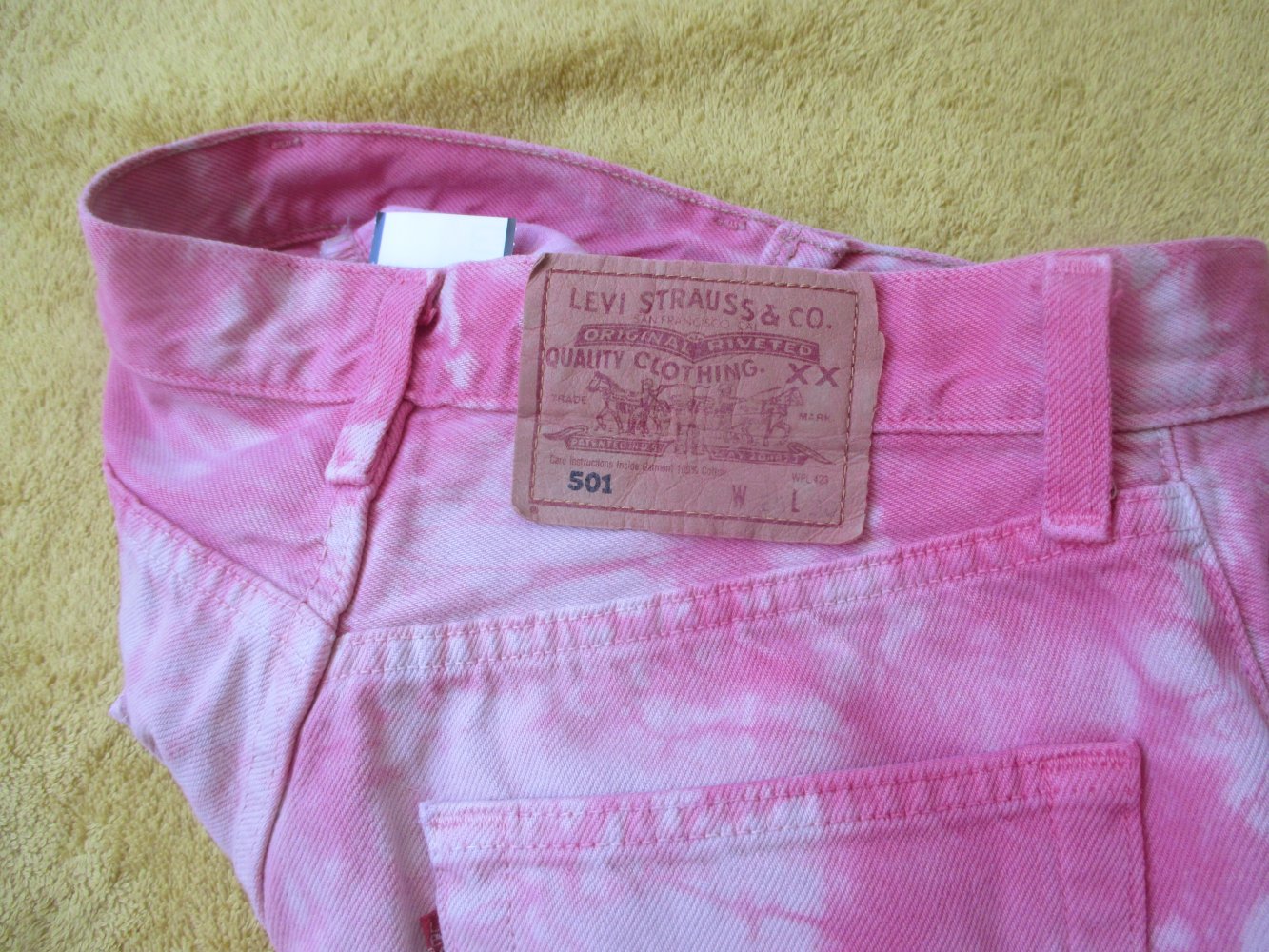   NEU mit ETIKETT * Original 1990er VINTAGE * Coachella * Festival * Batik * Jeans- Hose 