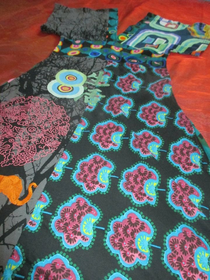 NEU * Animal * Asia * Punkte * Dots * Blumen * Blüten * Flower- Power * Hippie * Boho * Stickerei * A- Linie * Kleid 