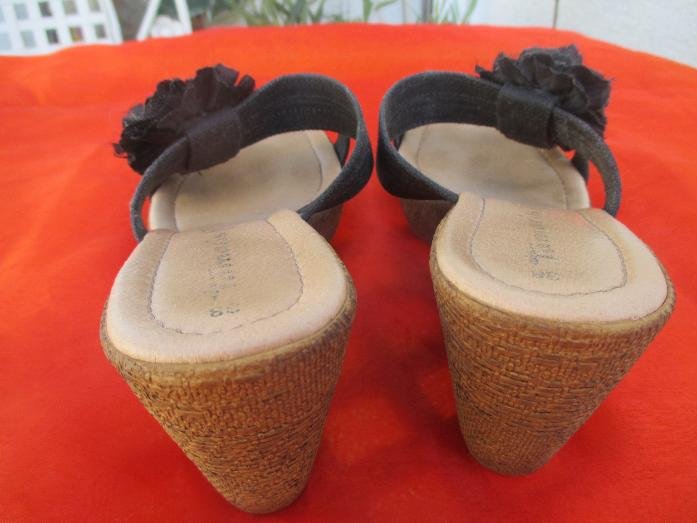 NEU * 3D Blumen * Blüten * Flower- Power * Hippie- Style * Canvas * Stoff * Keilabsatz * Wedges * Plateau * Pantolette * Sandaletten 