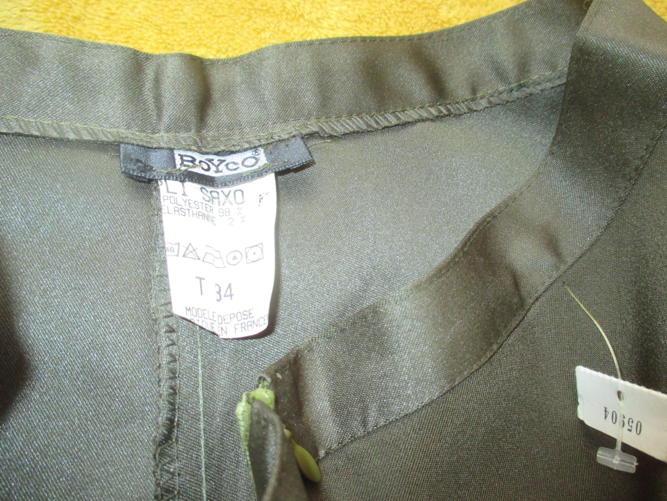 NEU mit ETIKETT * Sexy * seidig * edel * Capri * 7/8 * Dreiviertel * Culotte * Stiefel- Hose ''BoYco'' Gr. 32- 34/ XS * khaki- grün *