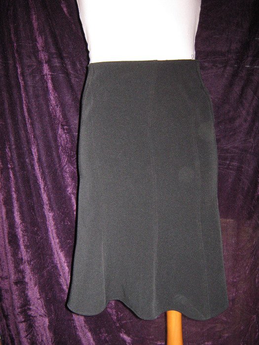 NEUw * Business * Freizeit * Sekretärinnen * Glocken * A- Linie * Midi * Rock 