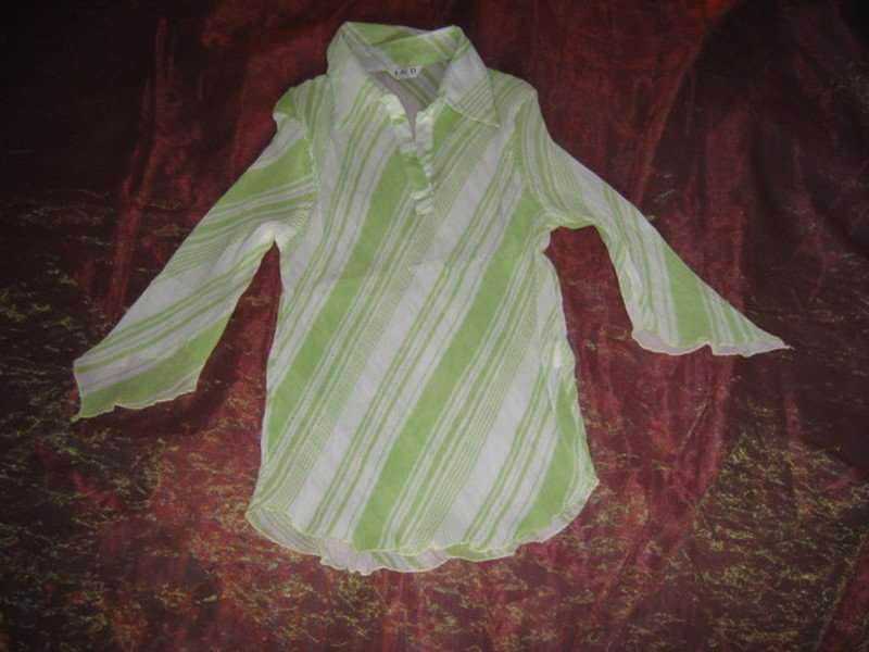  NEUw * Ausgefallen * edel * Seiden- Chiffon * Pliseè * Dreiviertel Arm * Hemd- Bluse 