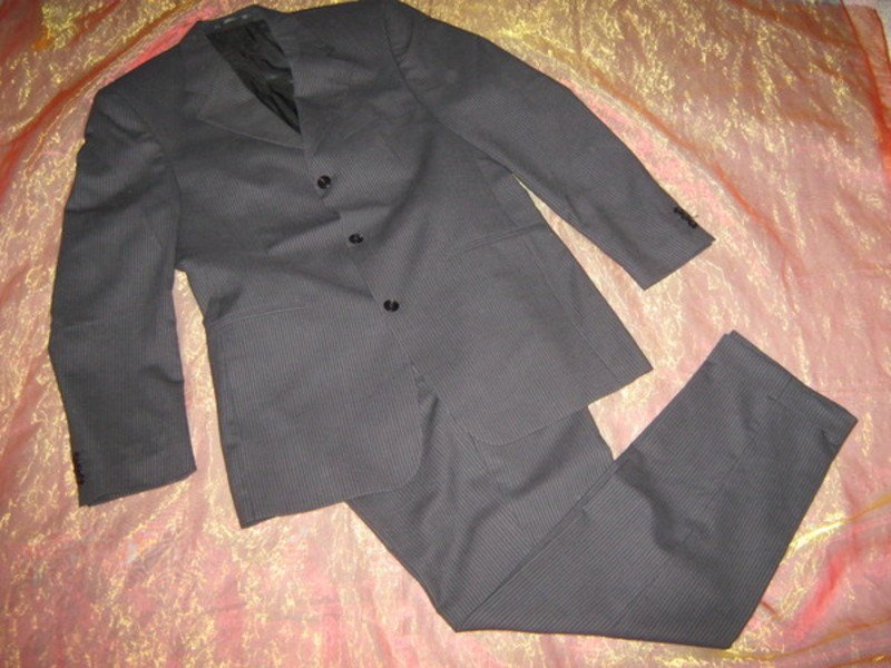 NEU * Apart * Business * Nadelstreifen * Schurwolle * Hosen- Anzug 