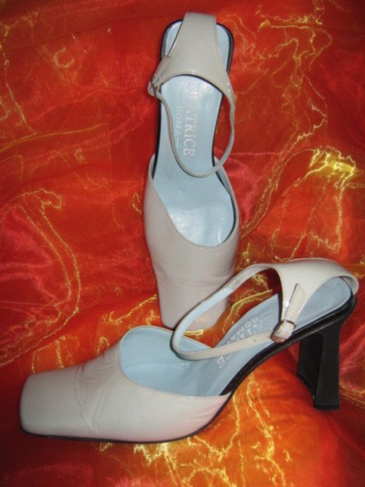NEUw * Apart * sexy * Original VINTAGE * Salsa * Lack- Leder * Riemchen * Pumps mit ESPRIT 