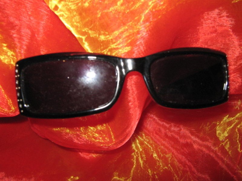 NEU * Ausgefallen * stylisch * Swarovski * Strass * Kristalle * Sonnenbrille 