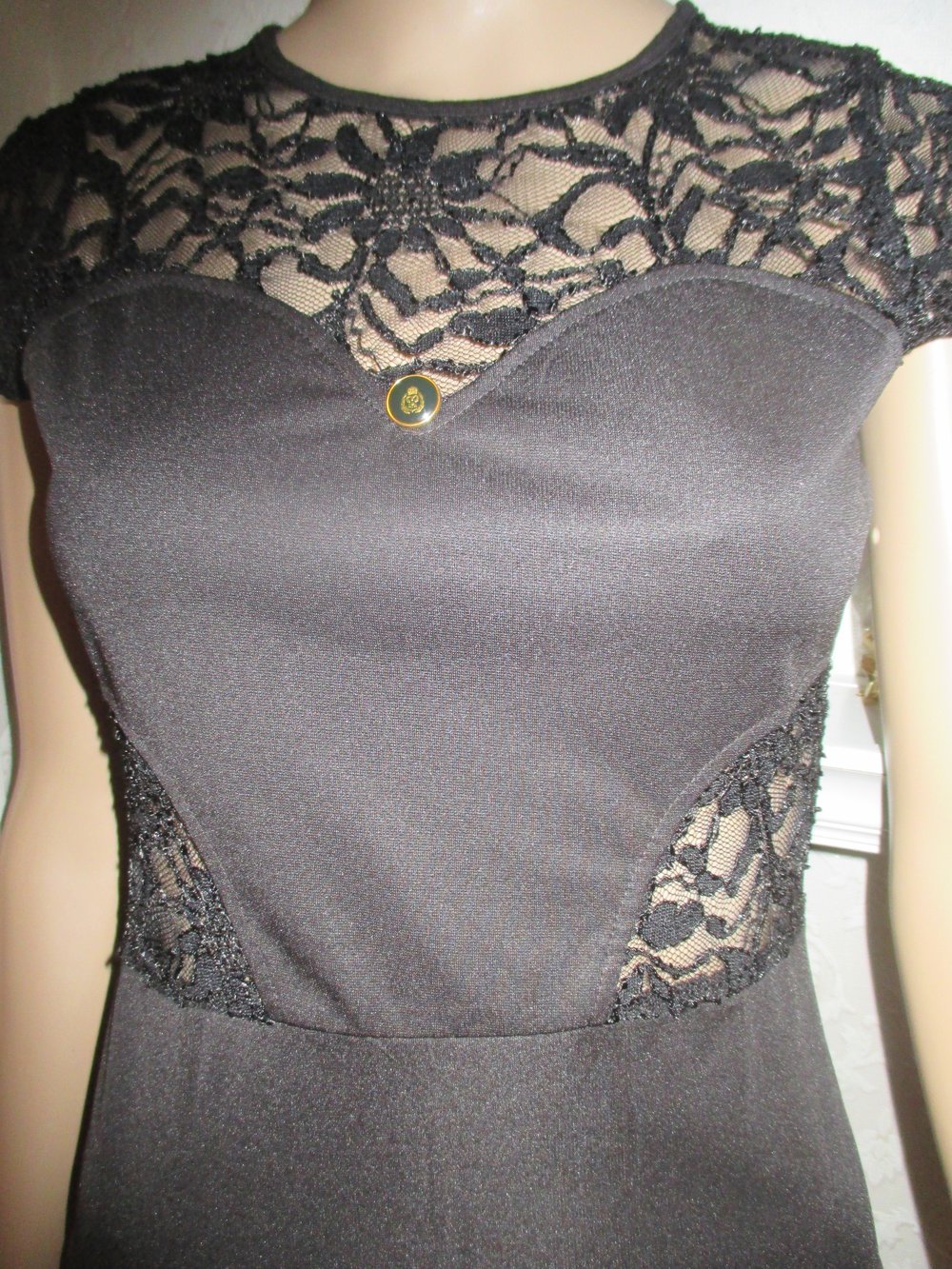 NEU * Blumen * Blüten * Flower- Power * Lace- Spitzen * Cocktail * Abend * Etui * Bodycon * Kleid 