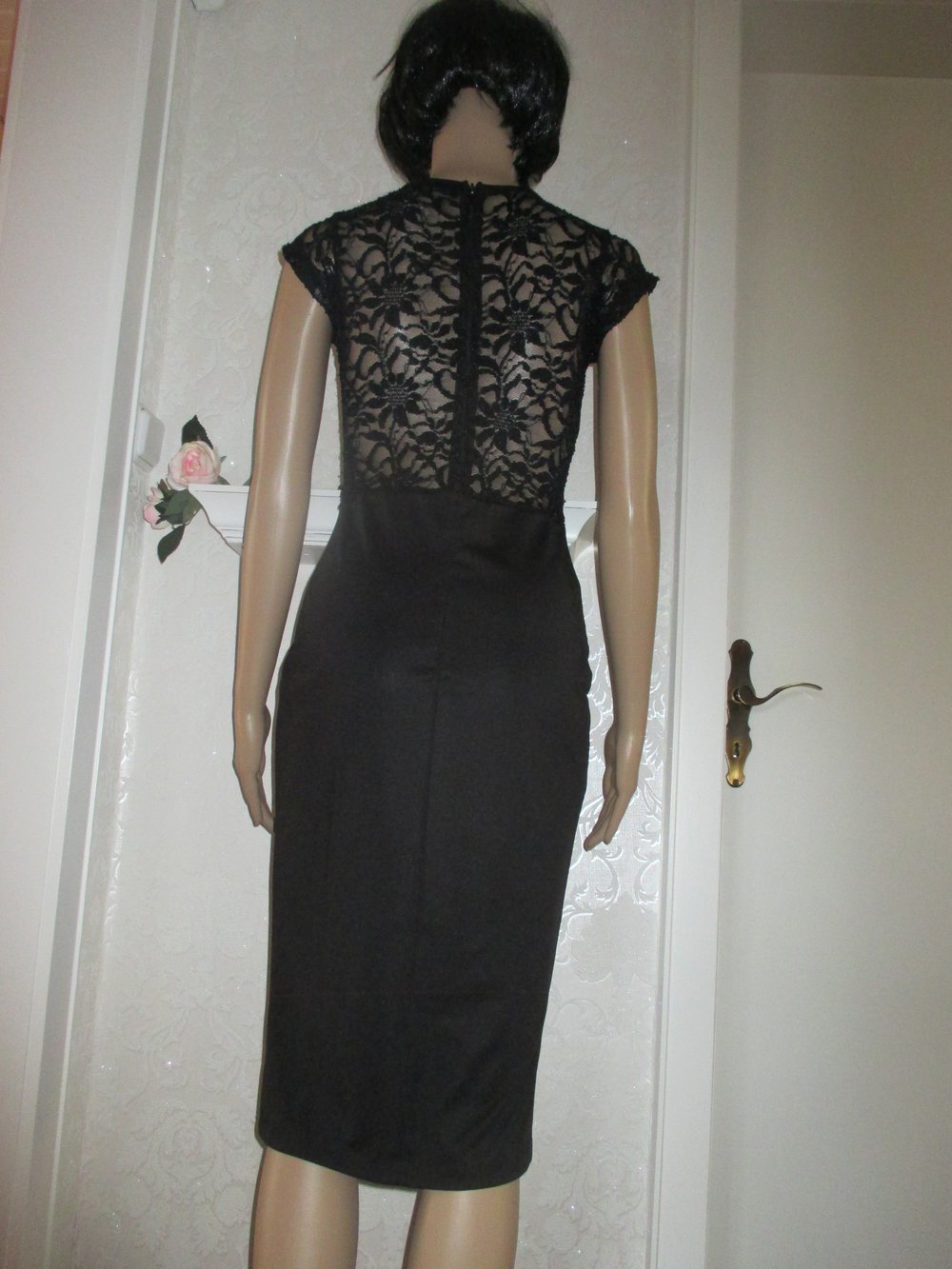 NEU * Blumen * Blüten * Flower- Power * Lace- Spitzen * Cocktail * Abend * Etui * Bodycon * Kleid 