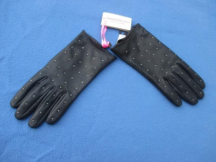 NEU mit ETIKETT * Echt Lamm Napa Leder * Nieten * Finger * Handschuhe * Fingerhandschuhe * Lederhandschuhe mit Futter 