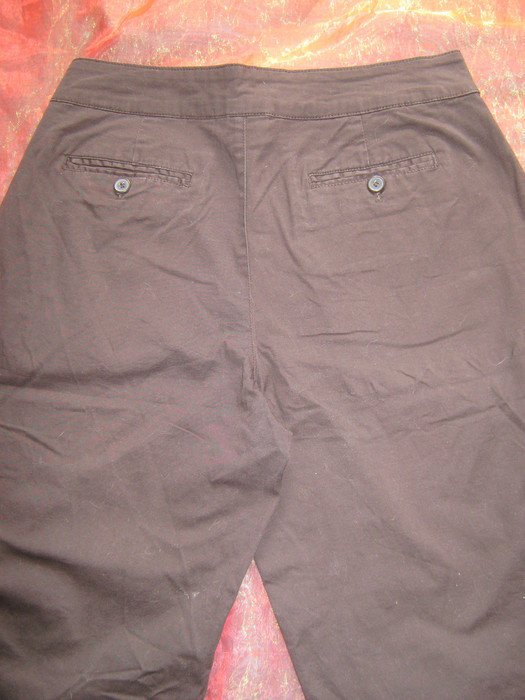 NEU * Sexy * stylisch * DESIGNER * Basic * Bermuda * Short * Hose * Gr. 36- 38/ S * schoko- braun *