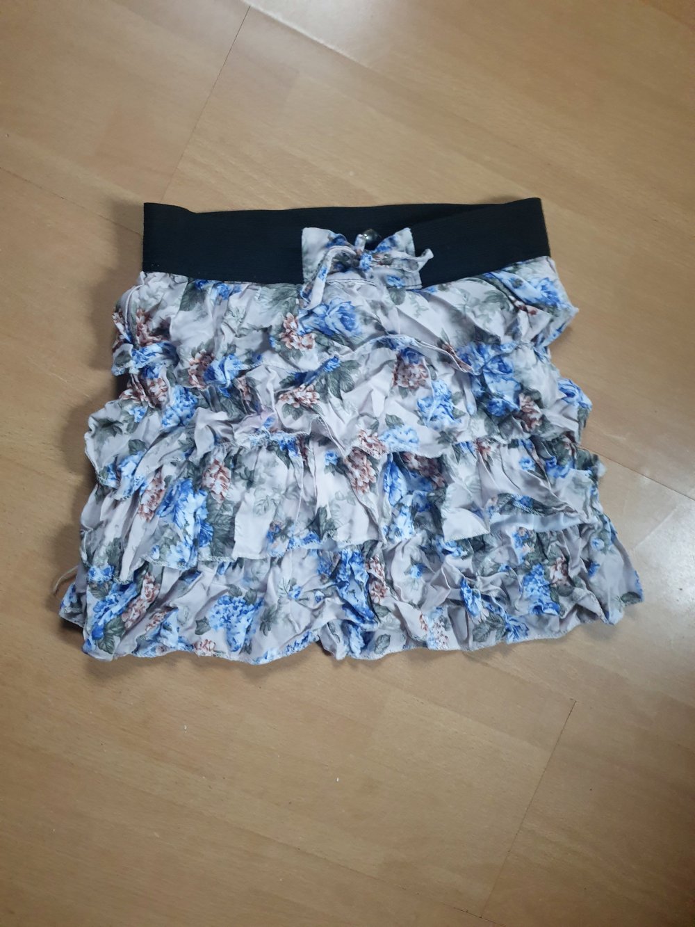 Luftiger Blümchenrock