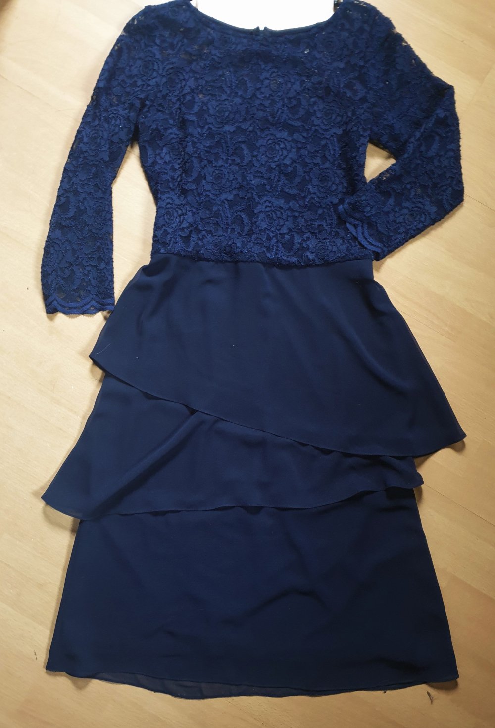 Dunkelblaues schickes Abendkleid NEU