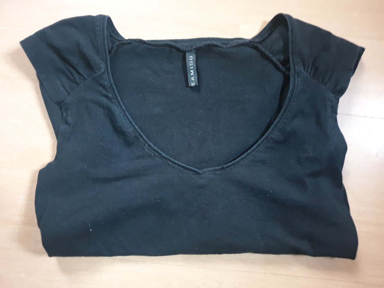 Süßes schwarzes Top von Amisu