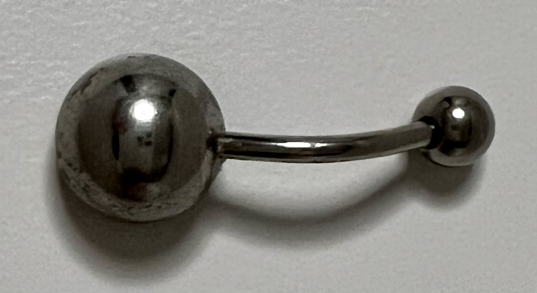 Bauchnabelpiercing Leo