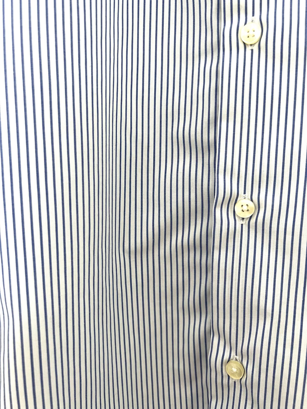 blau gestreiftes Hemd
