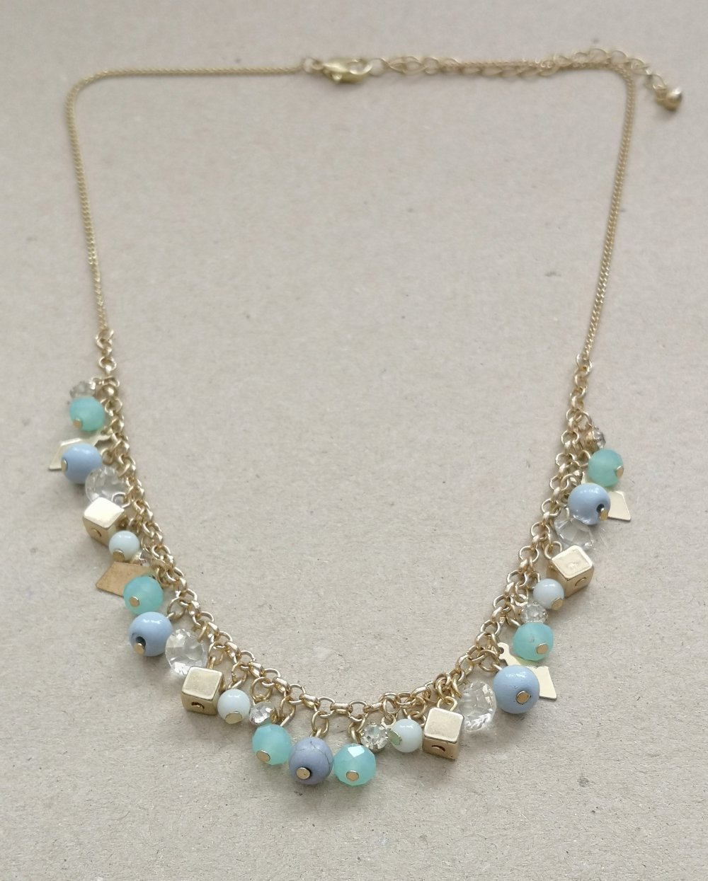 Kette gold filigran kleine Anhänger blau türkis