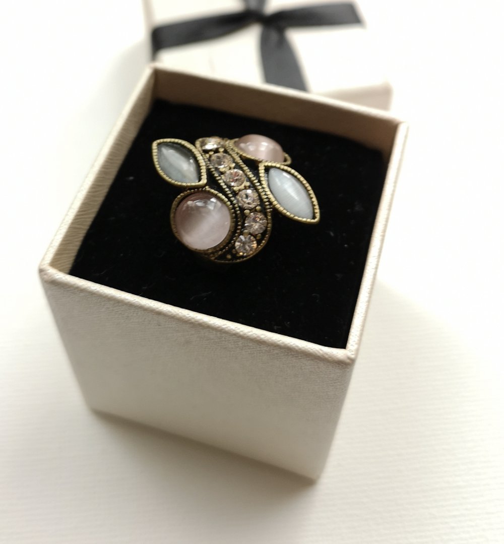 Ring altgold pastell Steine Größe 17