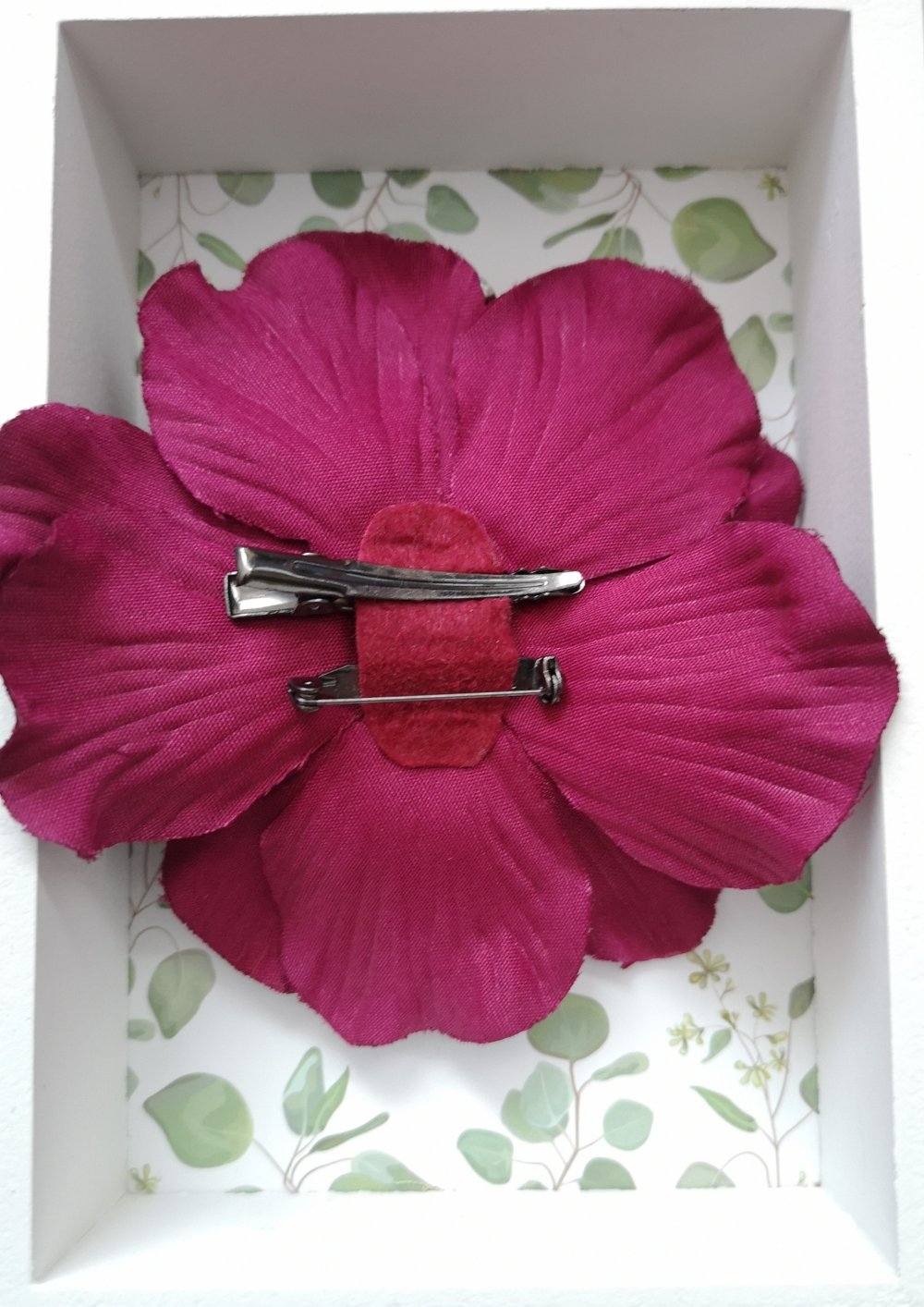 Brosche Haarspange Blume lila bordaux