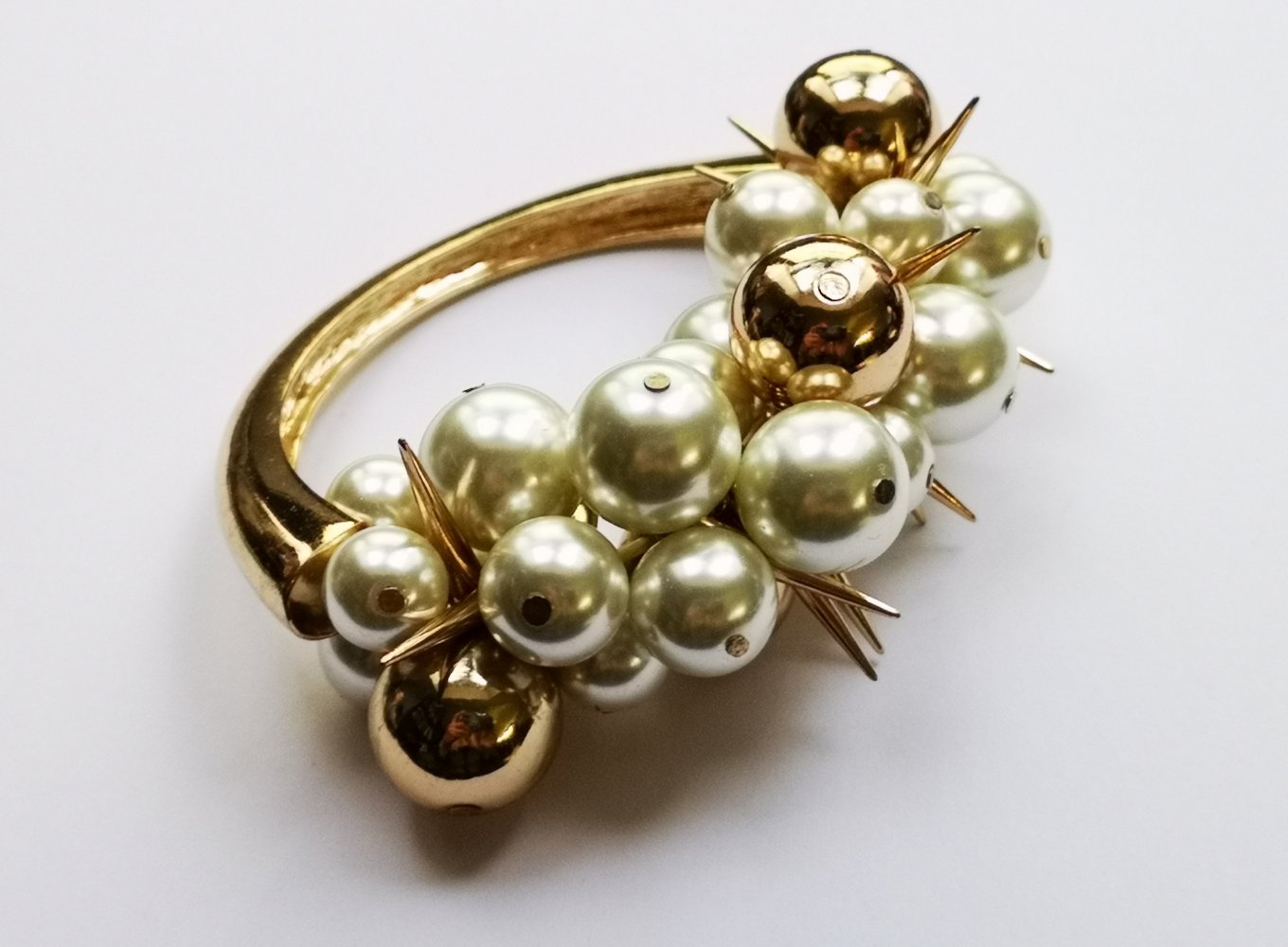 Perlenarmband gold/ weiß