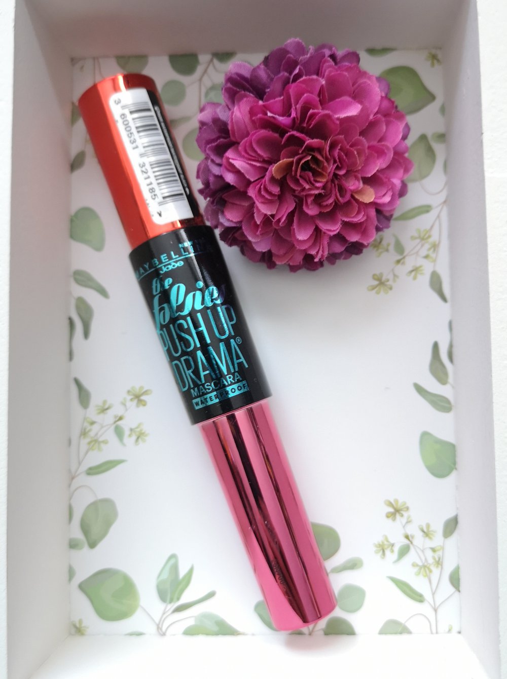 the falsies push up drama mascara waterproof black