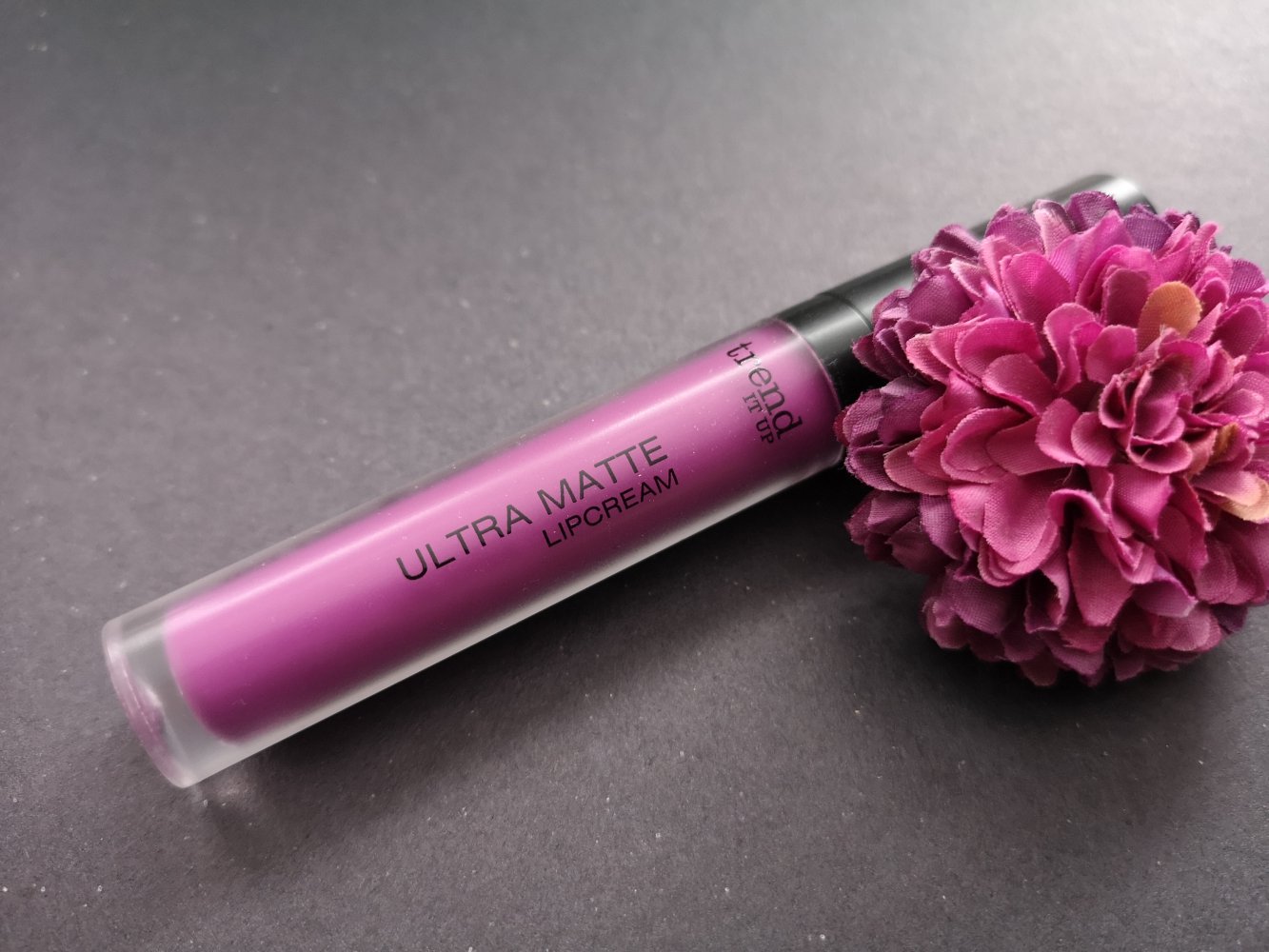 Lipgloss, Lipcreme matte trend it up lila