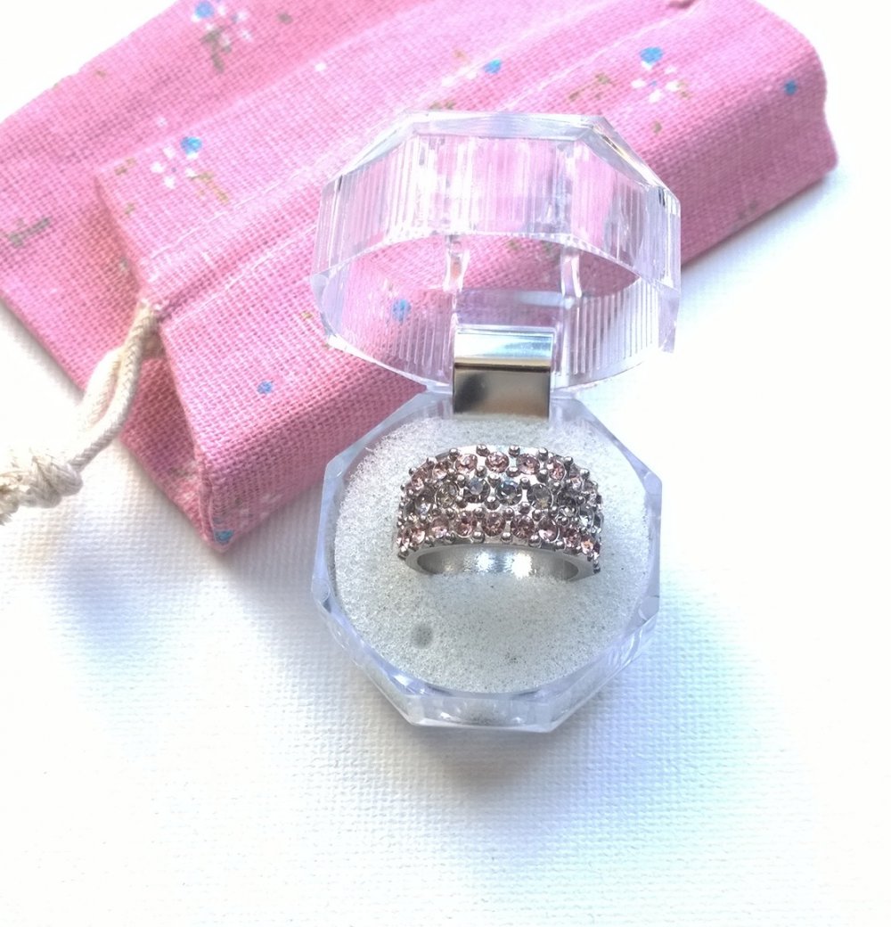 Ring, silber, rosa Steinchen, Gr.17, Modeschmuck