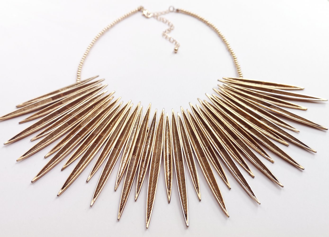 Statementkette gold Blätter