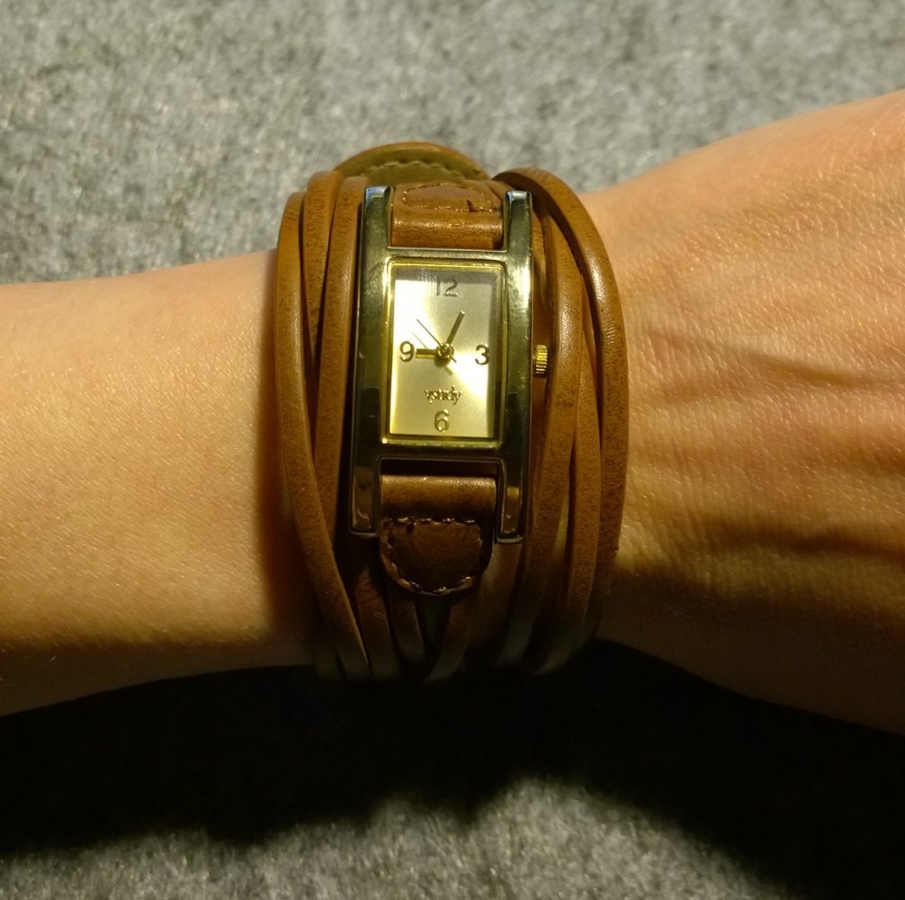 Uhr braun gold slakeeffekt