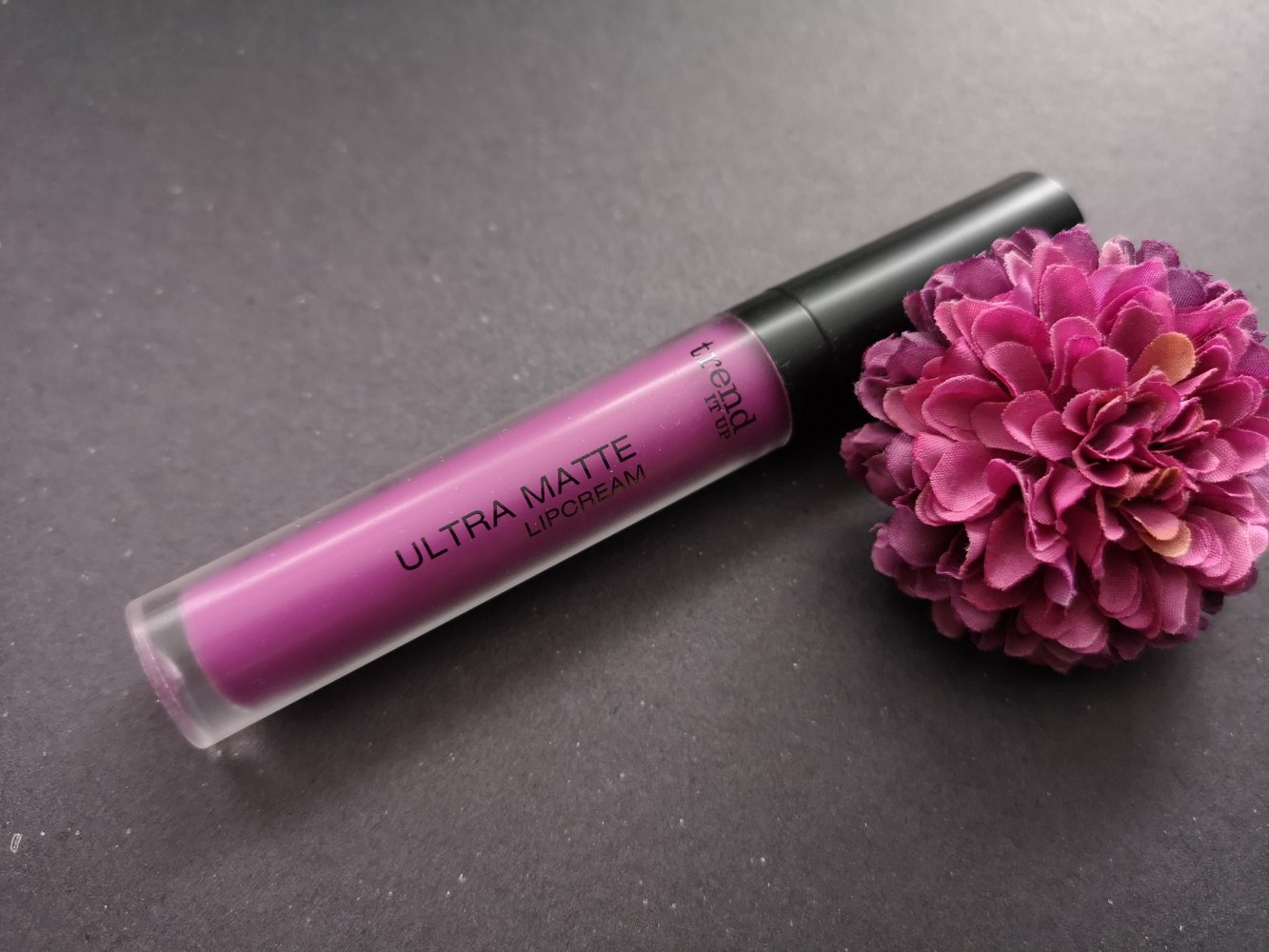 Lipgloss, Lipcreme matte trend it up lila