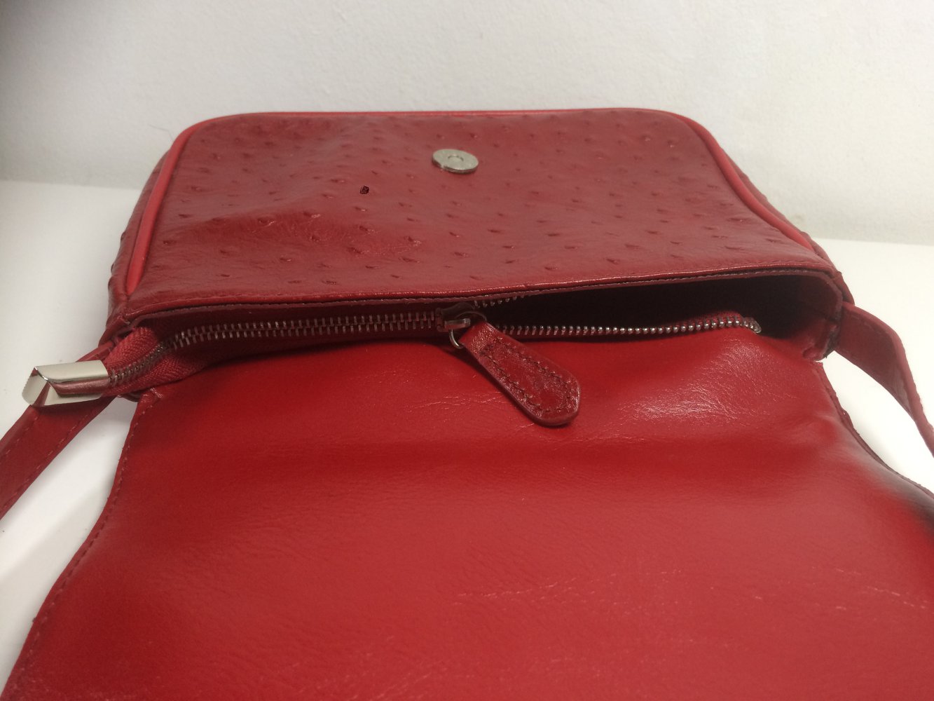 J. Clay Leather Collection tolles rotes STRAUSSENLEDER, echtes Leder