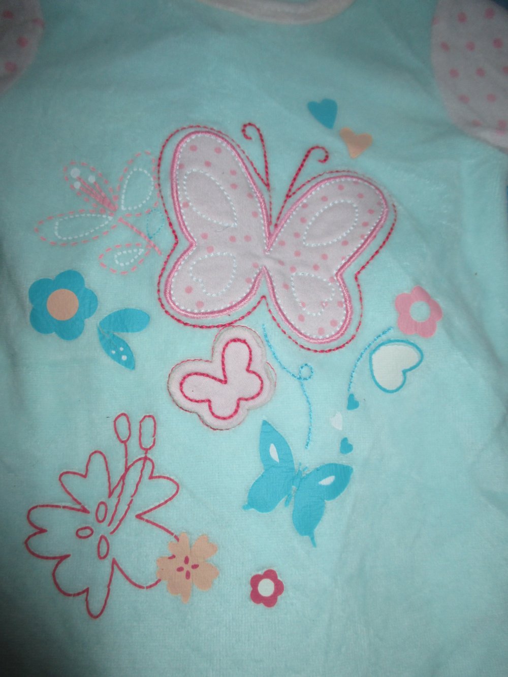 NEU * Niedlich * Baby * GIRL * Schmetterling * 3D Applikation- Stickerei * Nicki * Einteiler * Schlafanzug * Größe 68 * mint- grün * pink *
