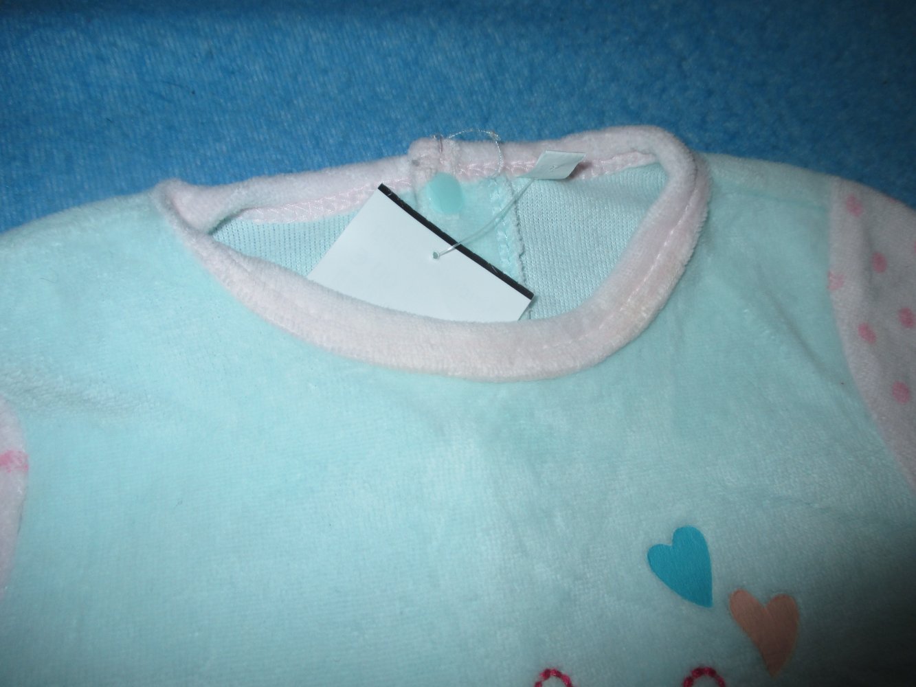 NEU * Niedlich * Baby * GIRL * Schmetterling * 3D Applikation- Stickerei * Nicki * Einteiler * Schlafanzug * Größe 68 * mint- grün * pink *