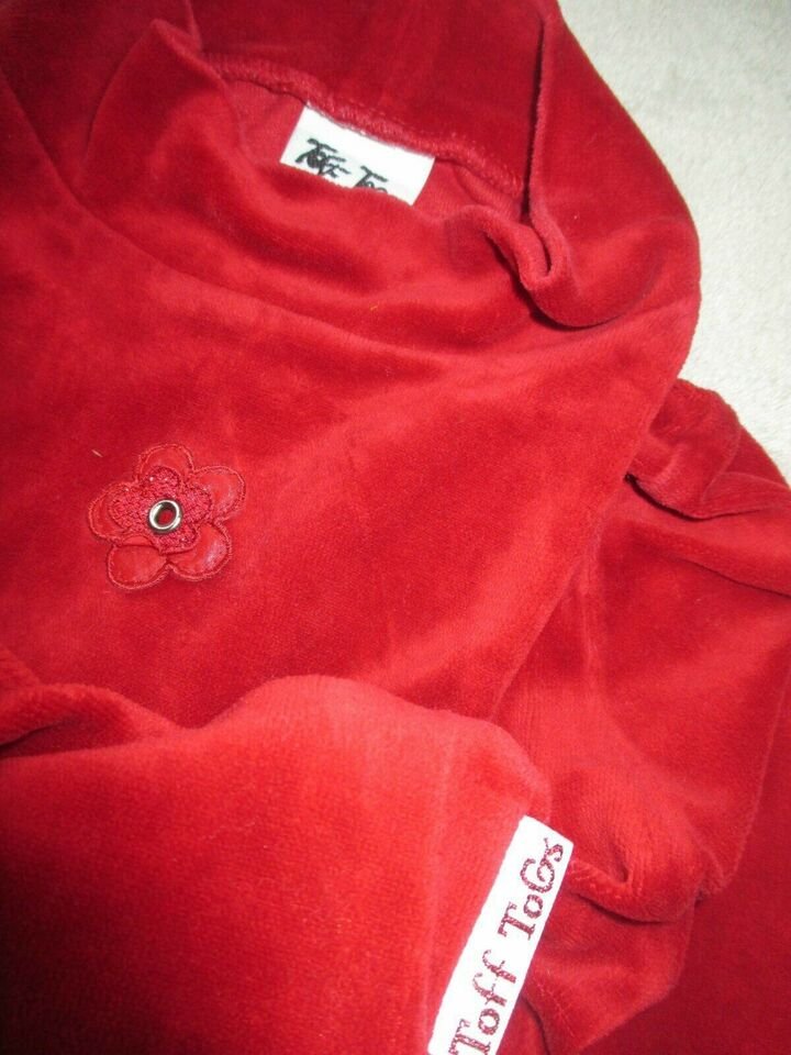 NEU * Niedlich * kuschelweich * Girls * Mädchen * 3D Blüte * Trompeten- Ärmel * Nicky * Niki * Samt * Kleid 