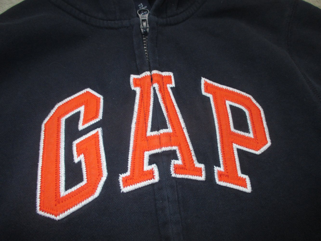 NEU * Stylisch * BOY oder auch GIRL * Unisex * Kapuzen * Hoodie * Sweater * Shirt * Jacke 