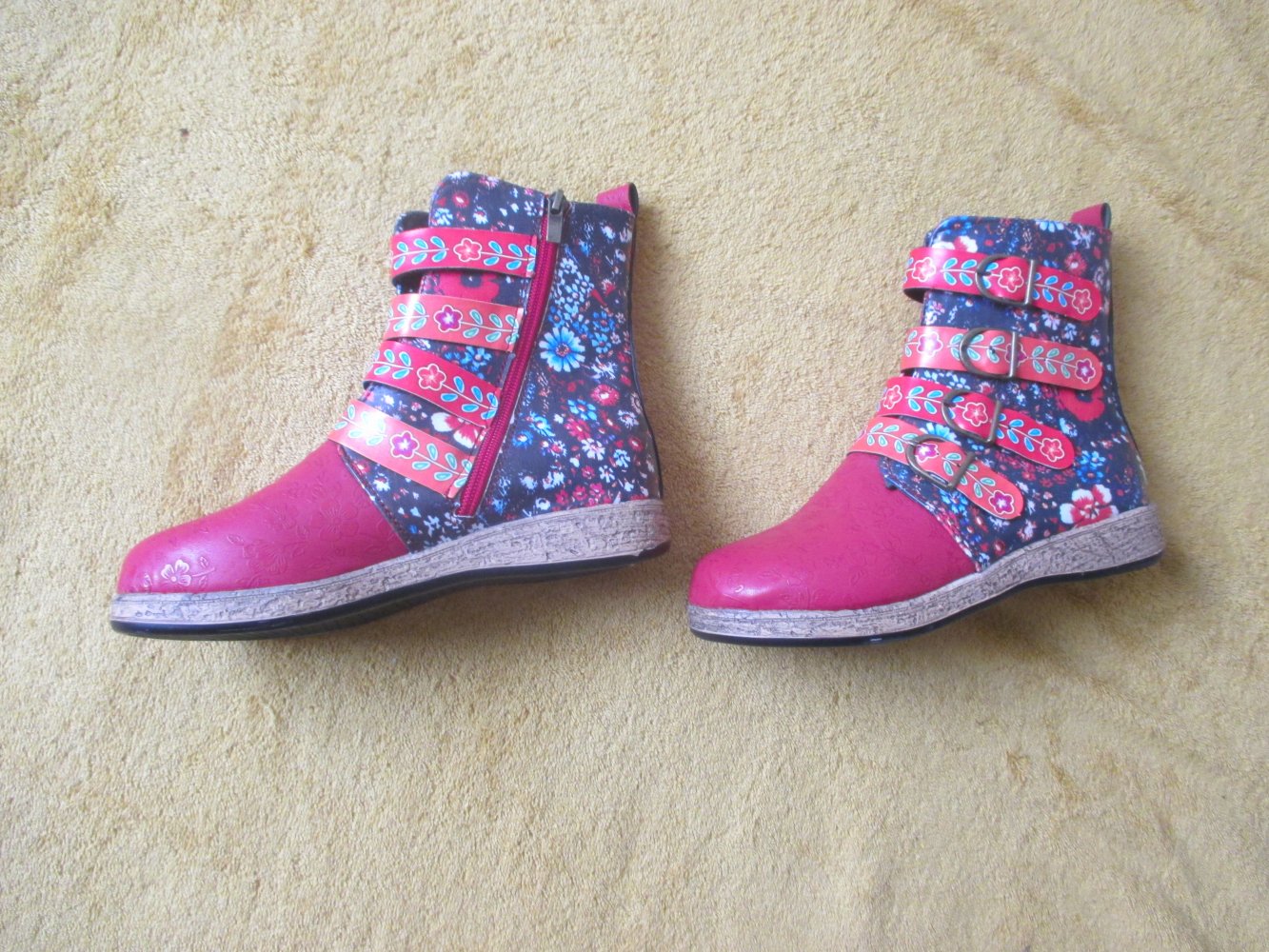 NEU * Blumen * Blüten * Flower-Power * Boho- Style * Stiefel Stiefeletten * Boots * Gr. 35- 36/ 3- 4 * bunt * 