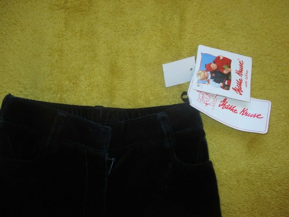 NEU mit ETIKETT * Stylisch * GIRL * Mädchen * Samt * Halb- Hose 