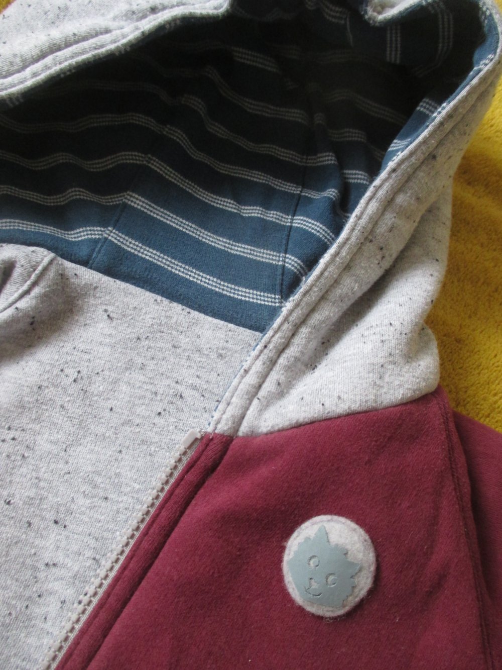 NEU * Niedlich * Baby * BOY oder auch GIRL * Unisex * Gitarren Igel * Wende * Kapuzen * Hoodie * Sweater * Shirt * Jacke 