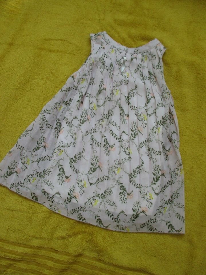 NEU * Niedlich * Girls * Mädchen * 3D Blumen * Blüte * Flower- Power * Seiden Chiffon * Sommer * A-Linie * Plisseè * Kleid 