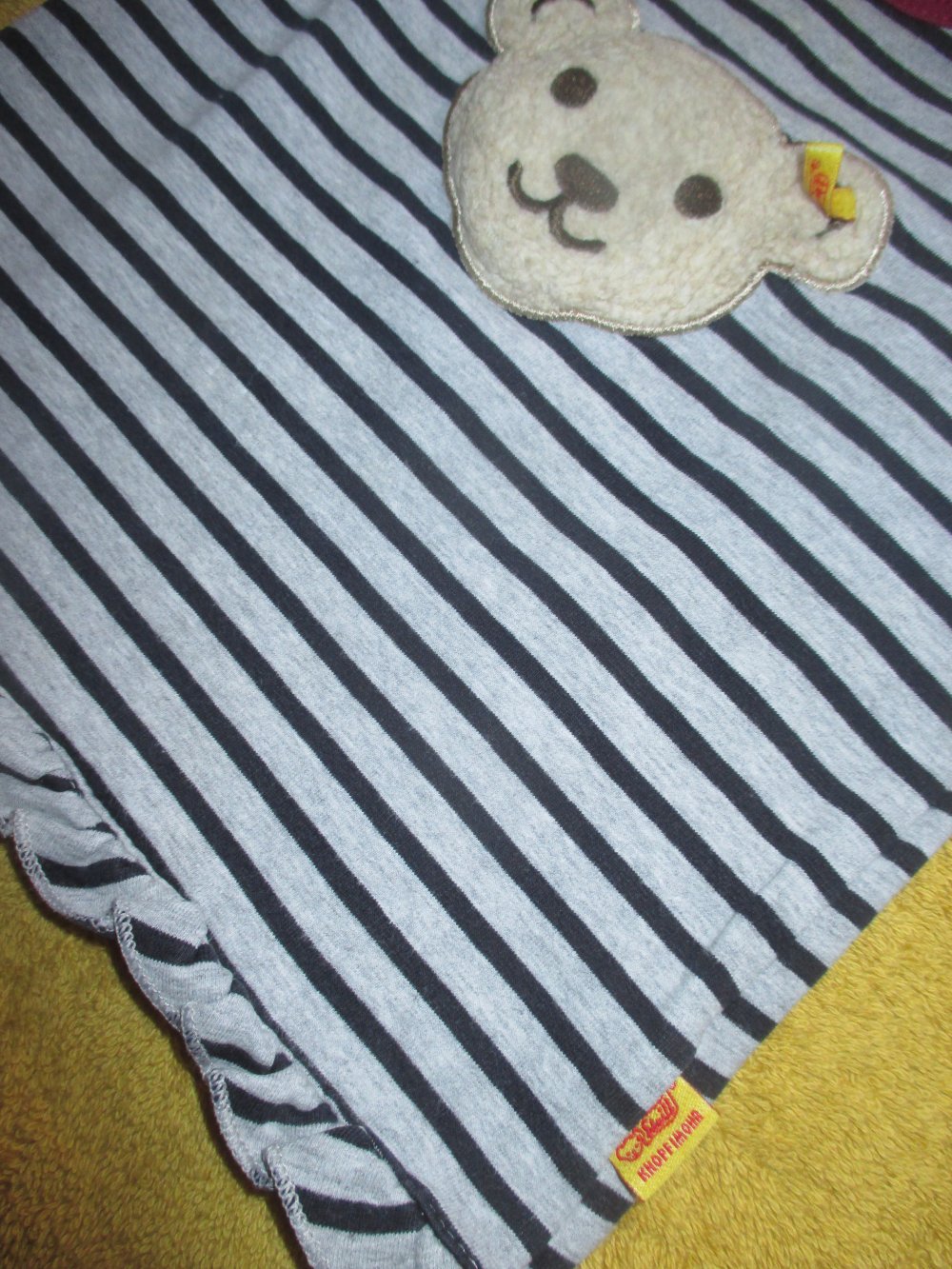 NEU * BABY * GIRL * 3D Bären Applikation * Streifen * Volant * Langarm * Longsleeve * T- Shirt 