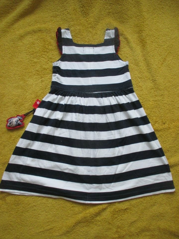 NEU mit Etikett * Niedlich * Girls * Mädchen * Yachtig- Stickerei * Träger * Kleid 