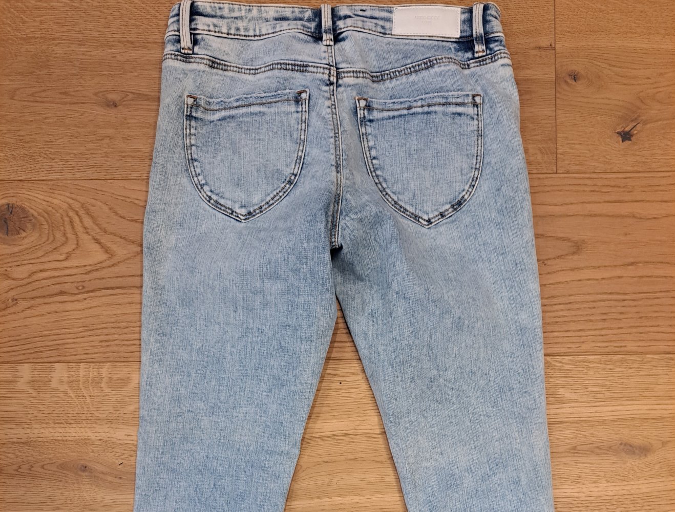 Vero Moda stretch Jeans helle Waschung Mid Waist