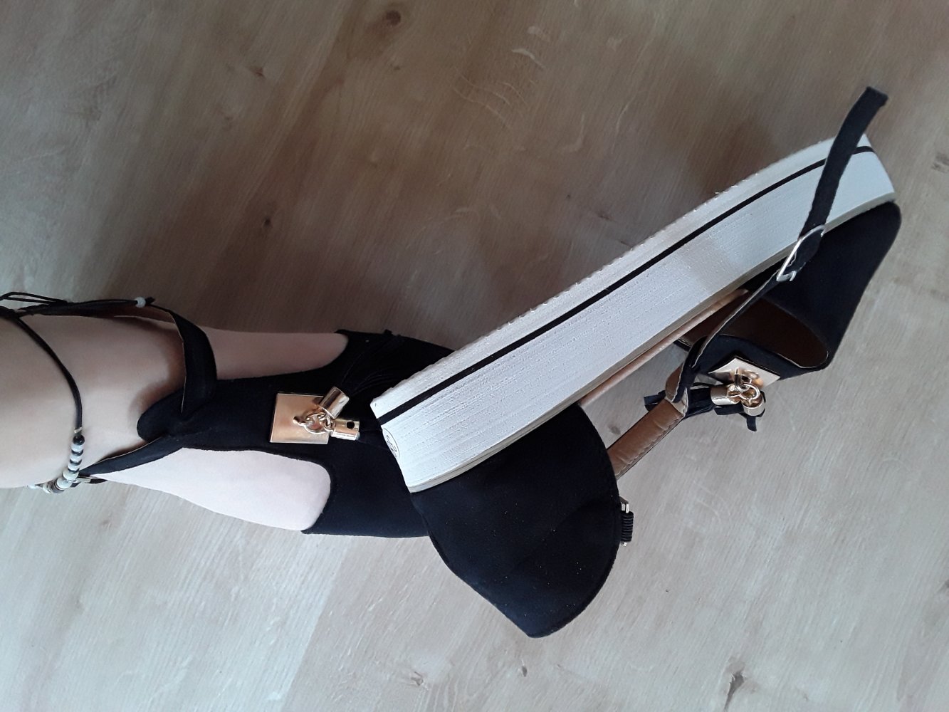 Schwarze Plateauballerinas