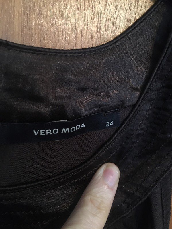 braune Bluse von Vero Moda in Gr. 34 *Mengenrabatt*
